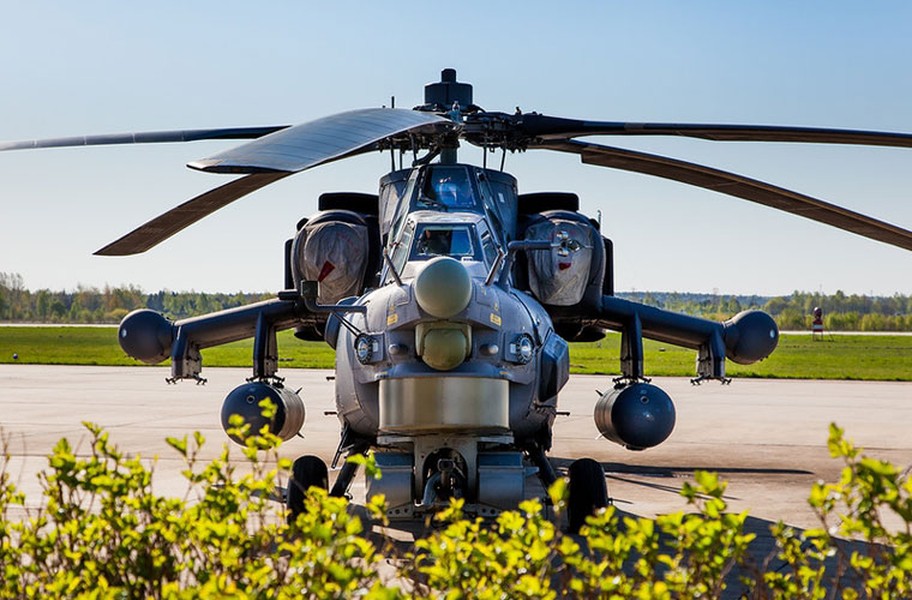 Mi-28 (NATO định danh là Havoc - kẻ tàn phá) là trực thăng tấn công bọc thép 2 chỗ ngồi, chiến đấu trong mọi điều kiện thời tiết, cả ban ngày và ban đêm. Không giống như "tiền bối" Mi-24, Mi-28 không thiết kế khoang chở quân để làm nhiệm vụ vận tải.